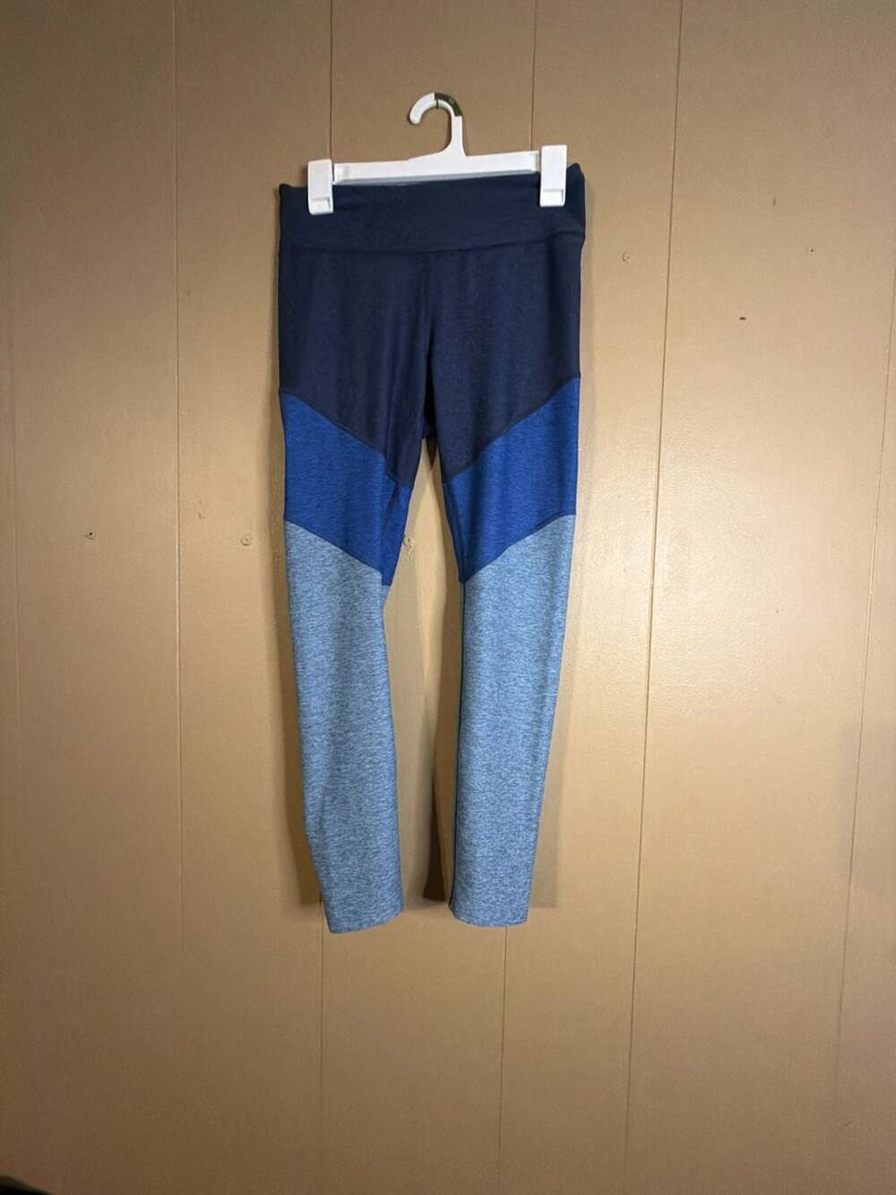 Outdoor Voices Springs Leggings Size M Blue Colorblock Active